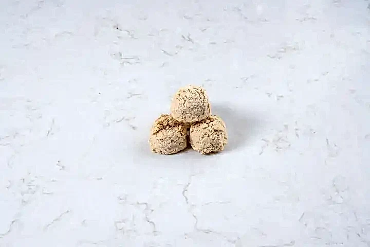 Chocolate Cream Cookies