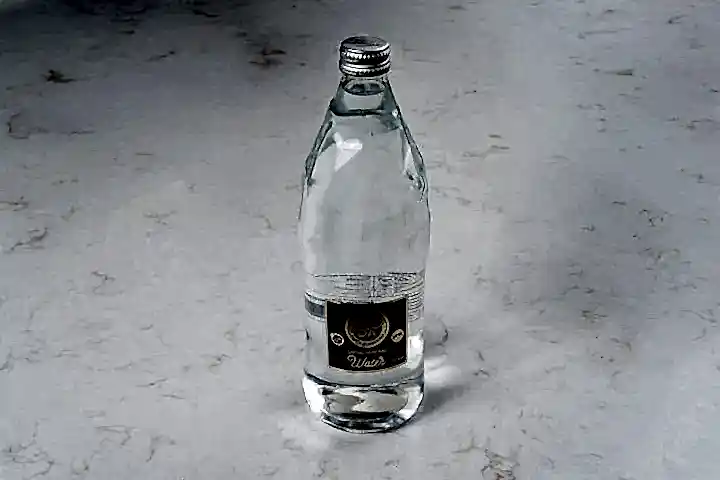 Moda Spring Mineral Water Glass Bottle