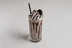 Oreo Cookies & Cream Milkshake