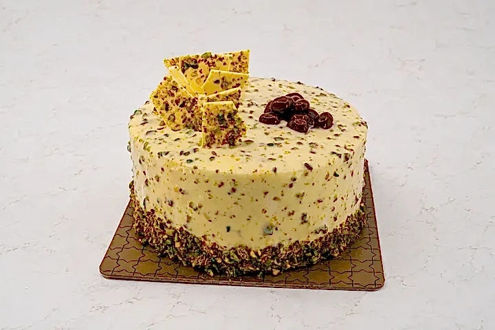 Small Cake (6-8 person)
